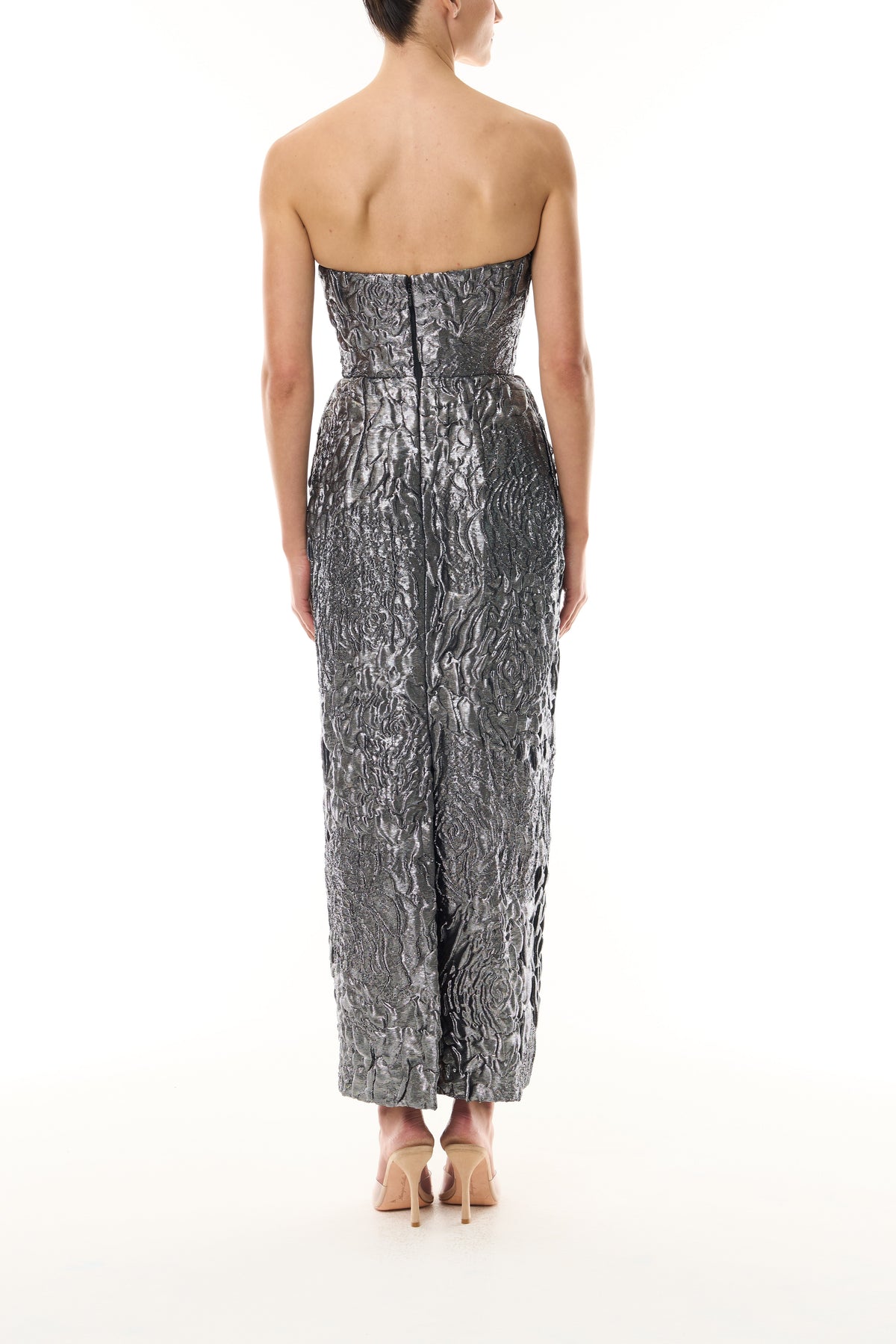 Monique Lhuillier Fall 2026 Chrome Lamé Rose Jacquard Strapless pleated cocktail dress with pockets - back.