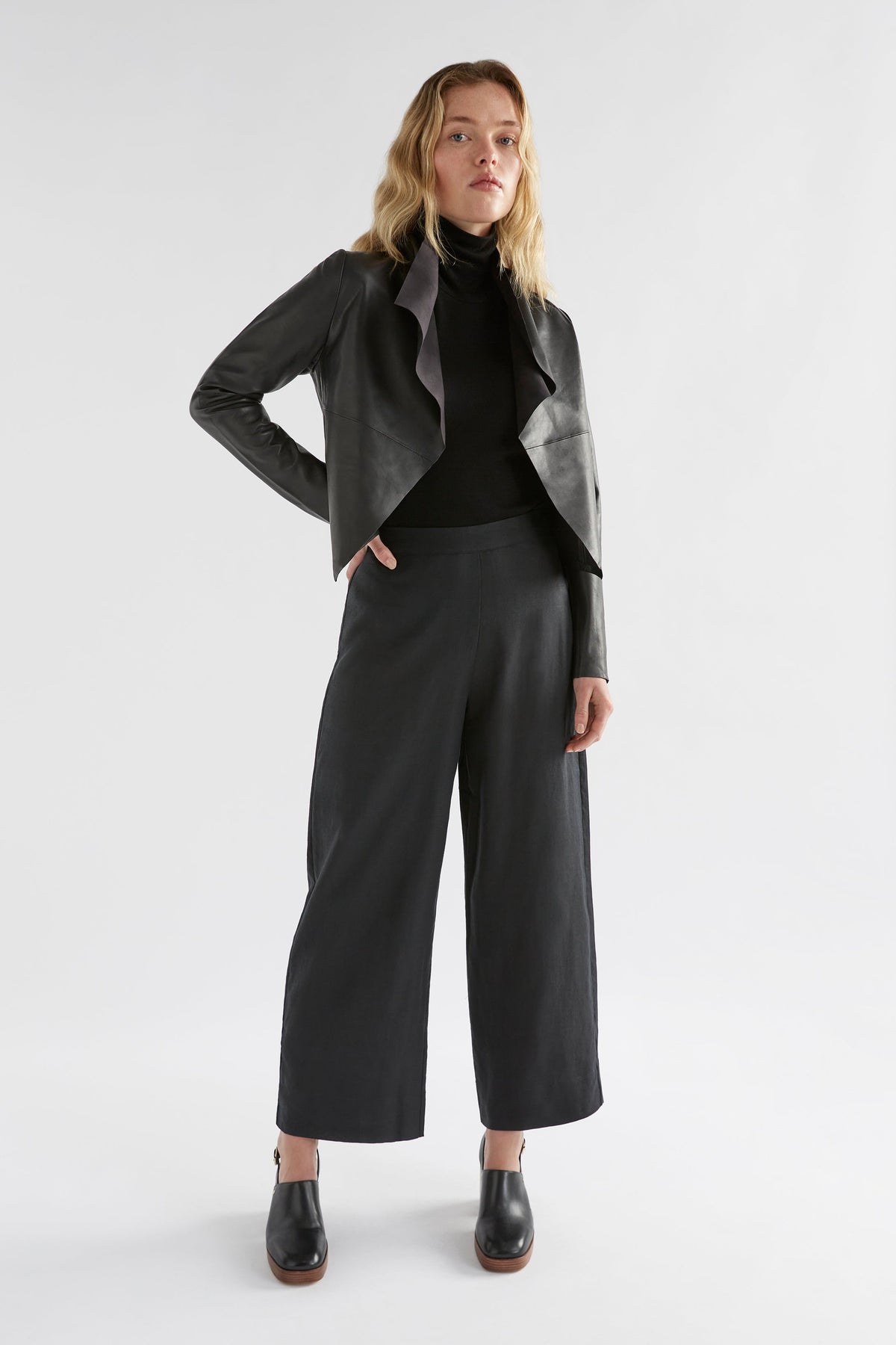 Fine Leather Lightweight Jacket Model with skivvy Front full body | BLACK