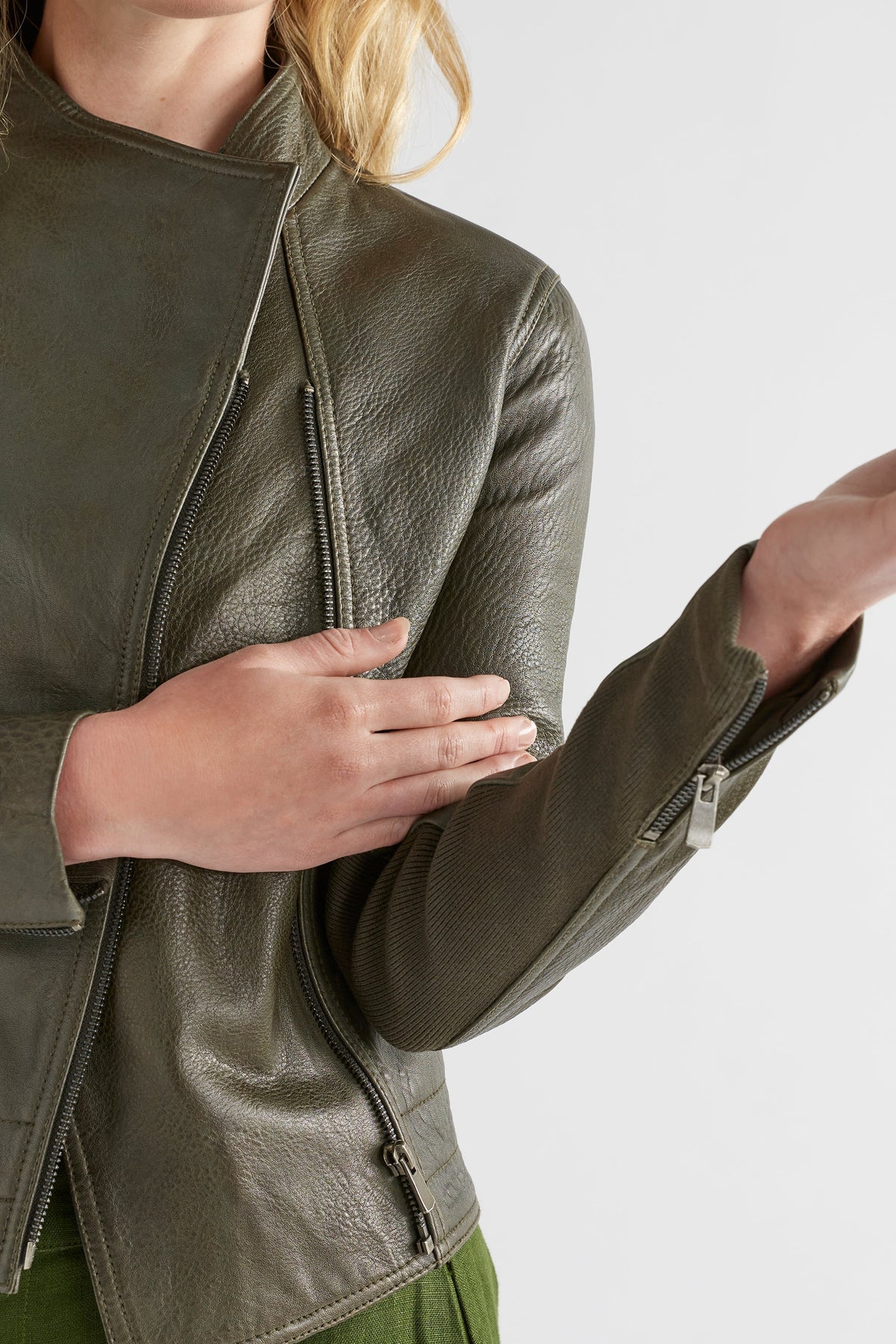 Lader Biker Leather Jacket Model Front Detail new | TARMAC