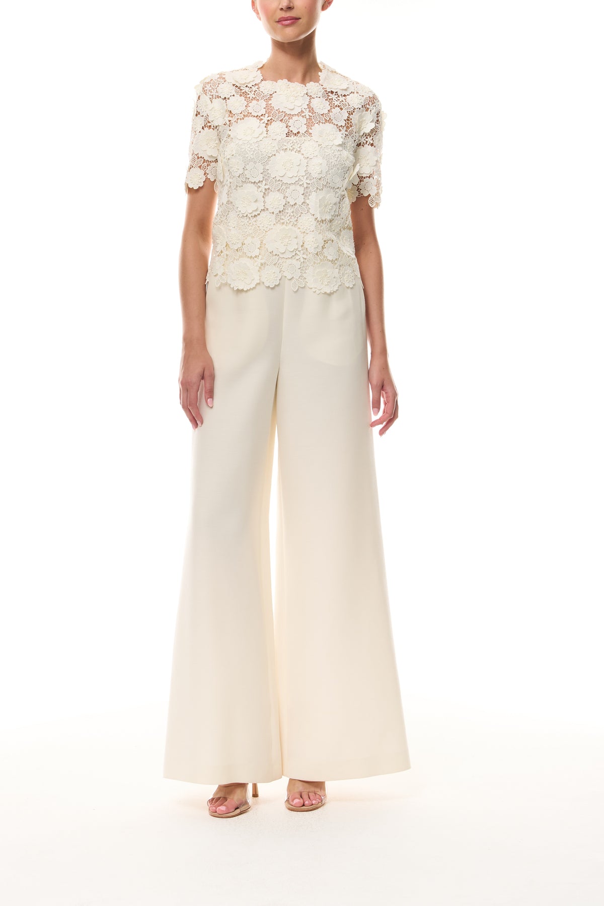 Monique Lhuillier Spring 2026 Ivory three dimensional floral lace Short sleeve blouse
with separate camisole - front.