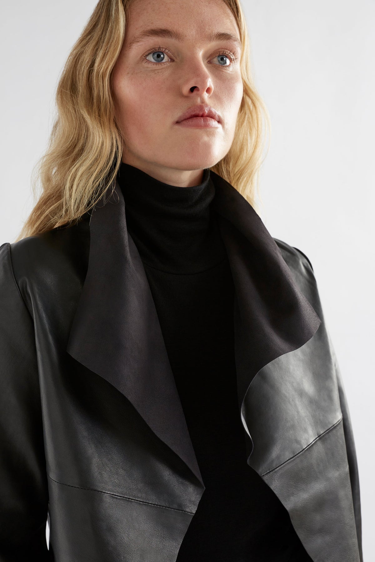 Fine Leather Lightweight Jacket Model with skivvy Front detail | BLACK